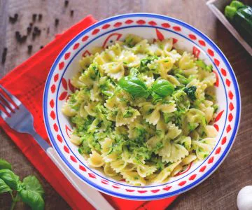 Pasta and zucchini