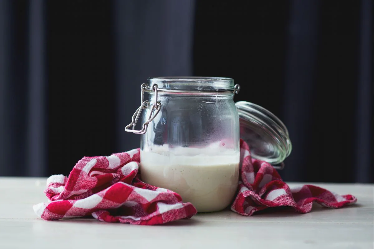 Liquid sourdough starter