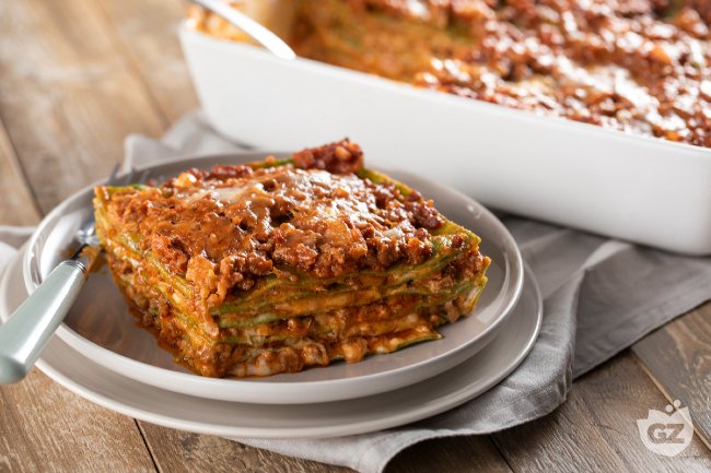 Lasagne alla Bolognese Recipe — Authentic Green Pasta & Ragù | GialloZafferano