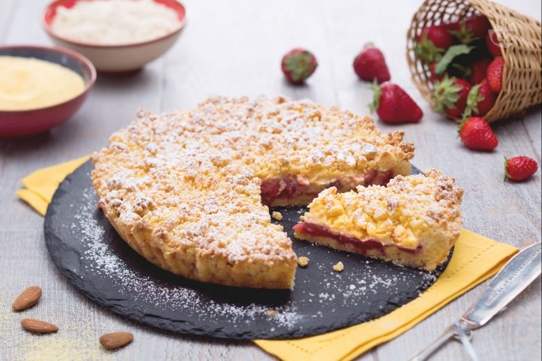 Strawberry Crumb Cake
