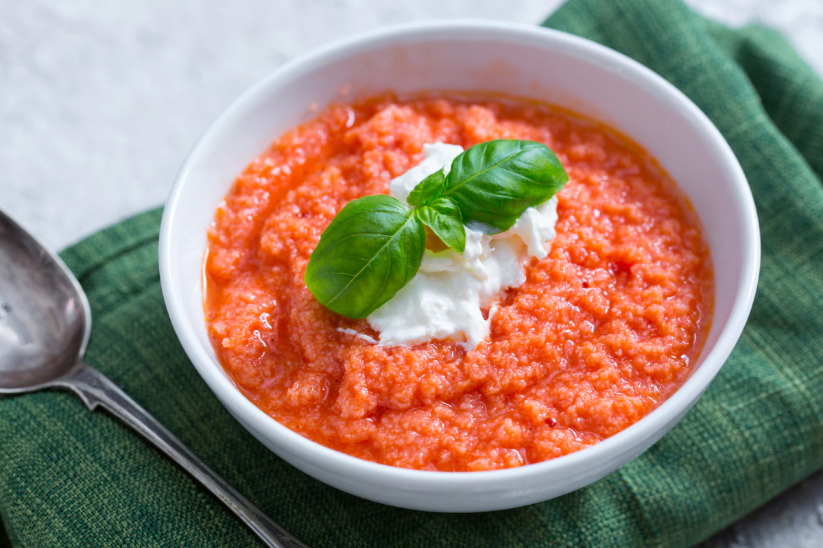Summer tomato soup