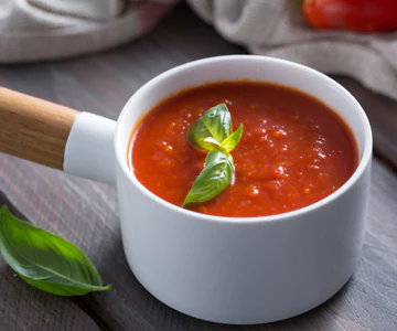 Fresh tomato sauce