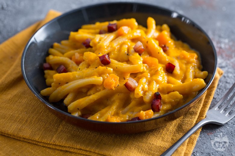 Pasta with butternut squash and speck