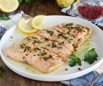 Pan-fried salmon fillet