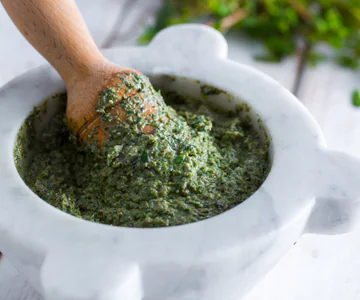 Purslane pesto