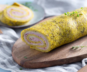 Oven-baked omelette roll