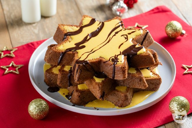 Pandoro Stars with Zabaione Cream - Italian recipes by GialloZafferano