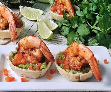 Guacamole and shrimp crostini cups