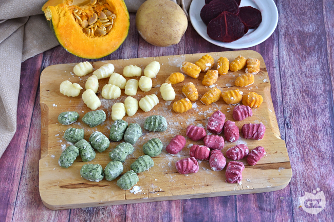 Colorful gnocchi - Italian recipes by GialloZafferano