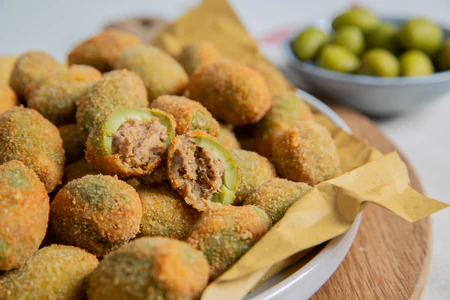 Olive Ascolane (deep-fried stuffed olives)