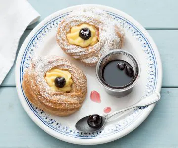 Baked Zeppole di San Giuseppe