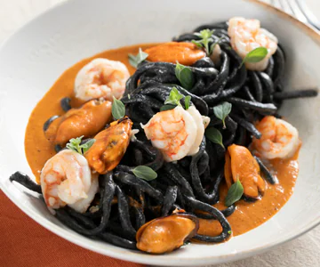 Squid Ink Spaghetti alla Chitarra