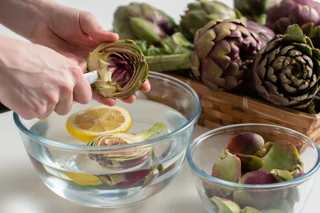 How to clean artichokes