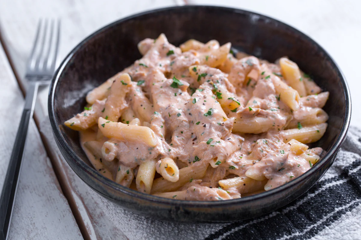 Penne with Creamy Tuna Sauce