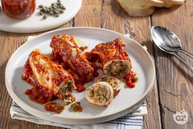 Stuffed Squid in a Pan