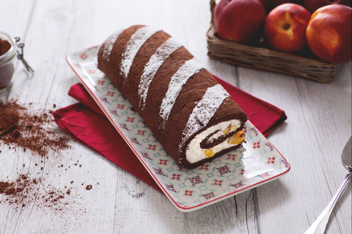 Gluten-Free Cocoa and Peach Roll