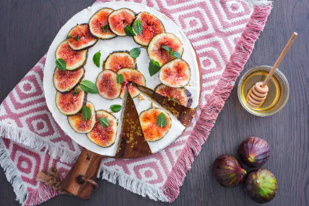 Yogurt, fig, and honey cheesecake