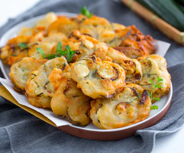 Crispy Zucchini Fritters