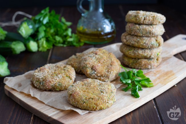 Zucchini and Speck Croquettes - Italian recipes by GialloZafferano
