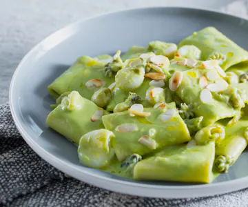 Paccheri with Cuttlefish and Peas