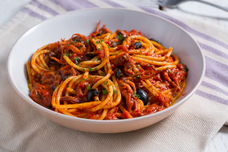 Spaghetti alla Luciana