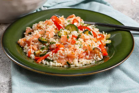 Rice Salad with Salmon and Vegetables