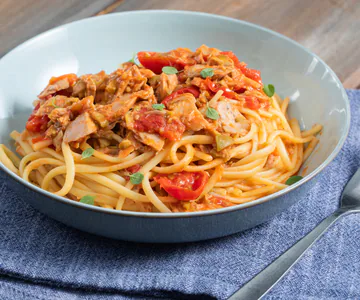 Linguine with Tuna and Cherry Tomatoes