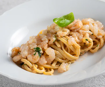 Linguine with Garlic, Oil, Chili Pepper, and Shrimp