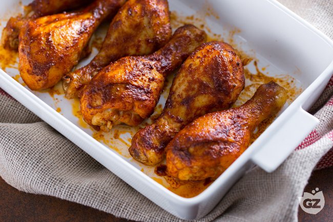 Baked Paprika Chicken Legs - Italian recipes by GialloZafferano