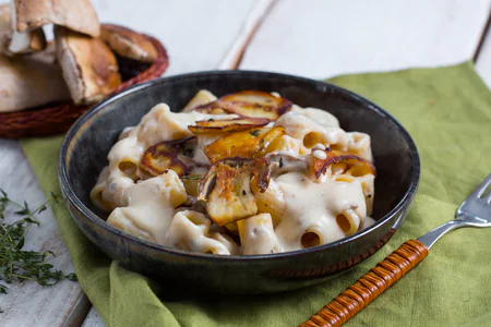 Pasta with Parmesan Cream and Porcini Mushrooms