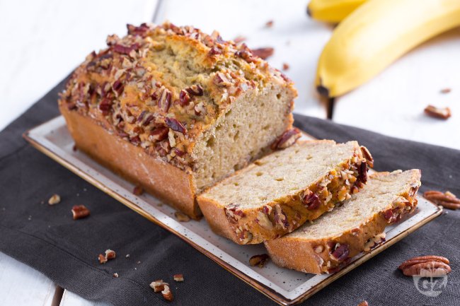 Light Banana Bread - Italian recipes by GialloZafferano