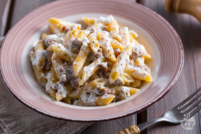 Pasta alla Norcina - Italian recipes by GialloZafferano