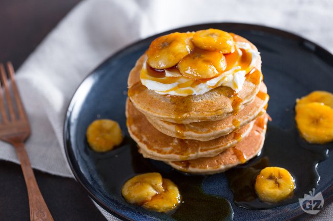 Oatmeal Pancakes - Italian recipes by GialloZafferano