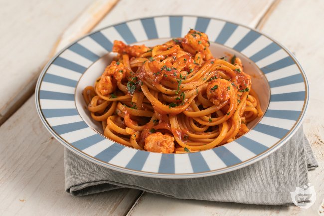 Linguine with Scampi — Elegant Italian Pasta | GialloZafferano