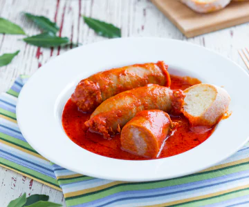 Sausages in Tomato Sauce