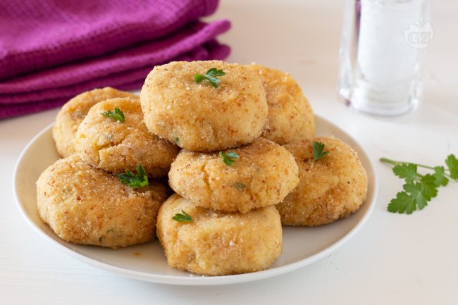 Baked Potato Balls - Italian recipes by GialloZafferano