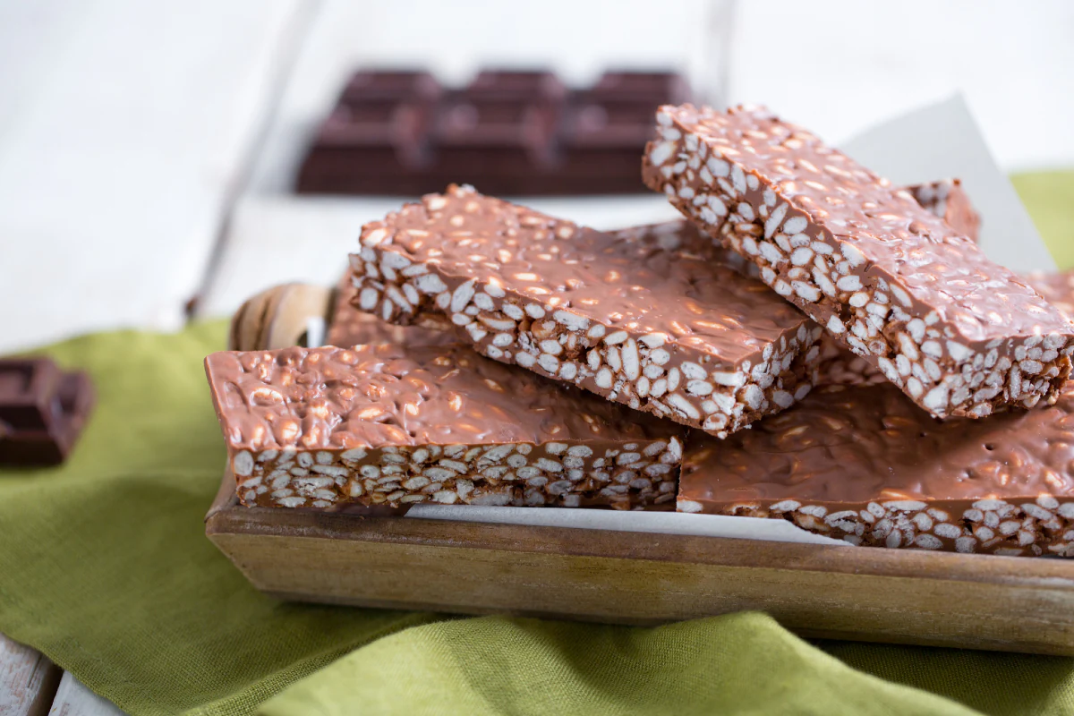 Puffed Rice and Chocolate Bars