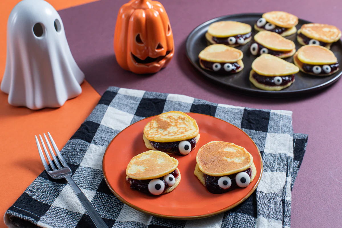 Mini monster pancakes