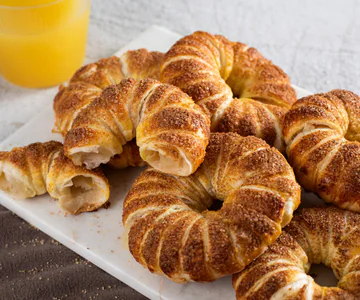 Apple Rings in Puff Pastry