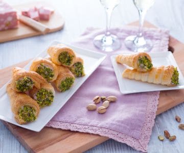 Savory cones with mortadella mousse