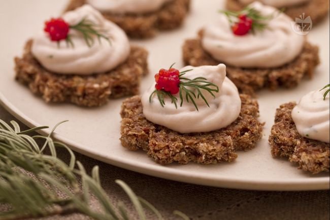 Salmon mousse - Italian recipes by GialloZafferano