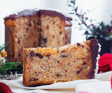 Panettone with cherries and chocolate