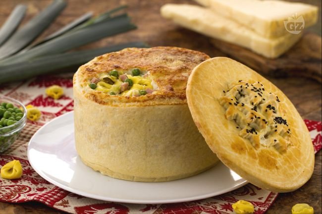 Tortellini Timbale - Italian recipes by GialloZafferano