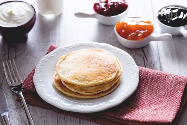 Butter-free Pancakes - Italian recipes by GialloZafferano