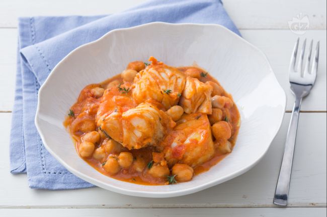 Cod with Chickpeas - Italian recipes by GialloZafferano