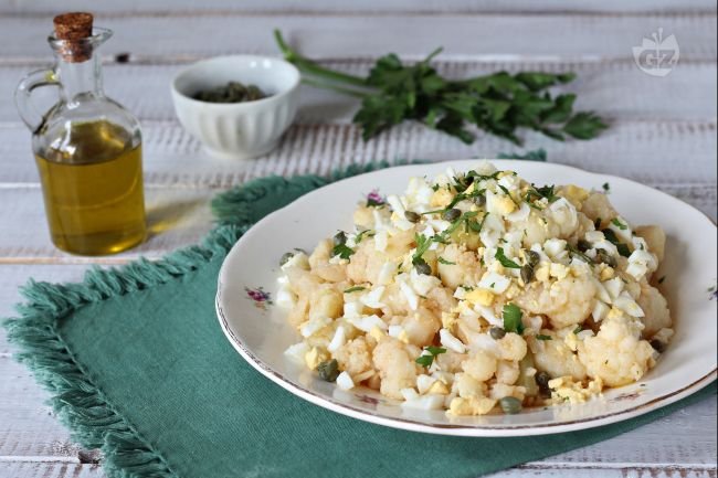 Catalan-style Cauliflower - Italian recipes by GialloZafferano