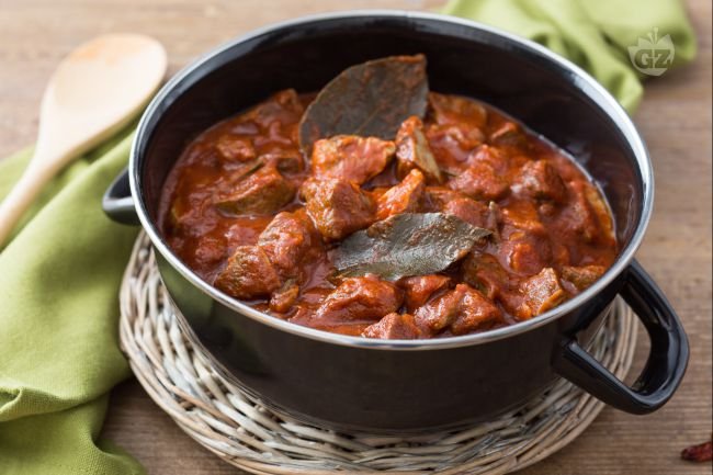 Soffritto napoletano - Italian recipes by GialloZafferano