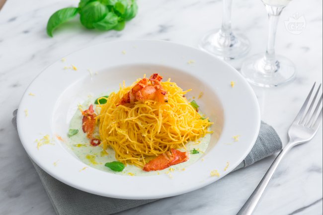 Tagliolini with Lobster on Burrata Cream - Italian recipes by GialloZafferano
