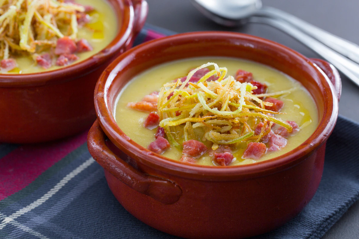 Leek and potato soup with bacon