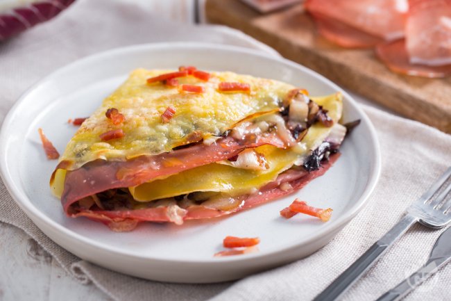 Crespelle with speck, radicchio and fontina - Italian recipes by GialloZafferano